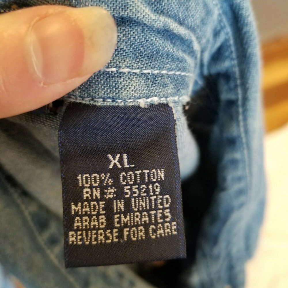 Vintage 90s Womens Winnie The Pooh Denim Chambray Sleeveless Buttonup Shirt LG - Picture 8 of 12